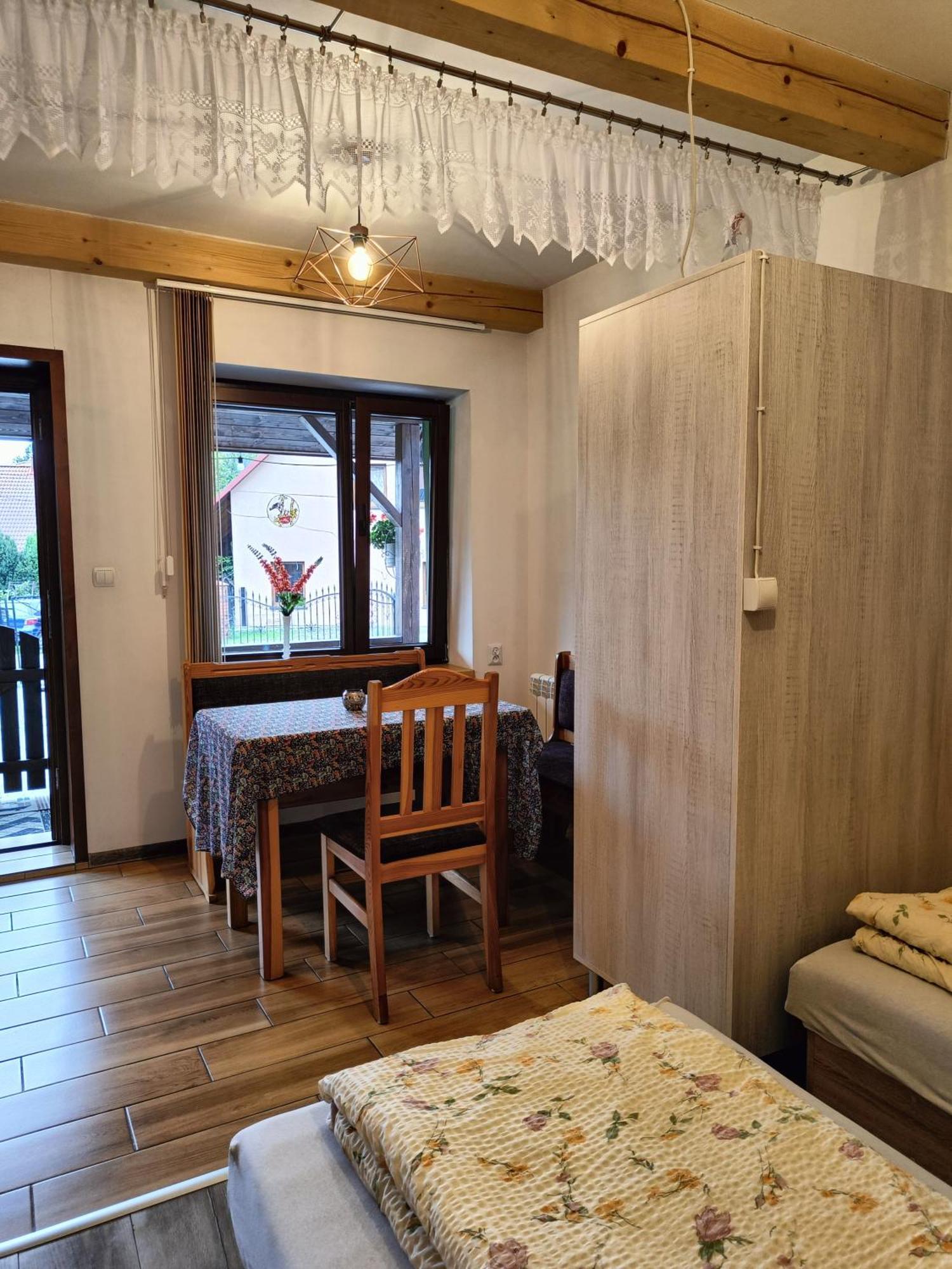 Pod Modrzewiami Apartman Milówka Kültér fotó