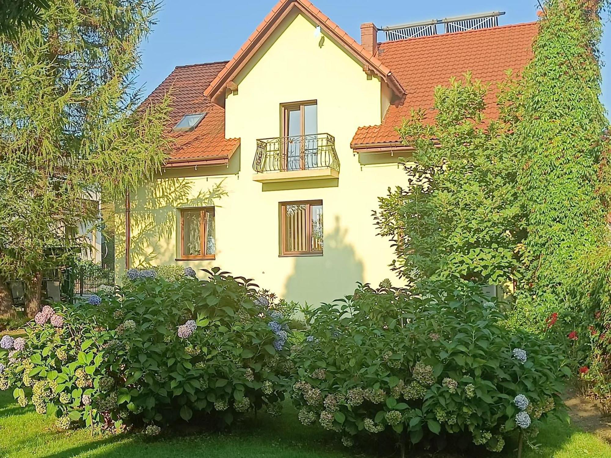 Pod Modrzewiami Apartman Milówka Kültér fotó